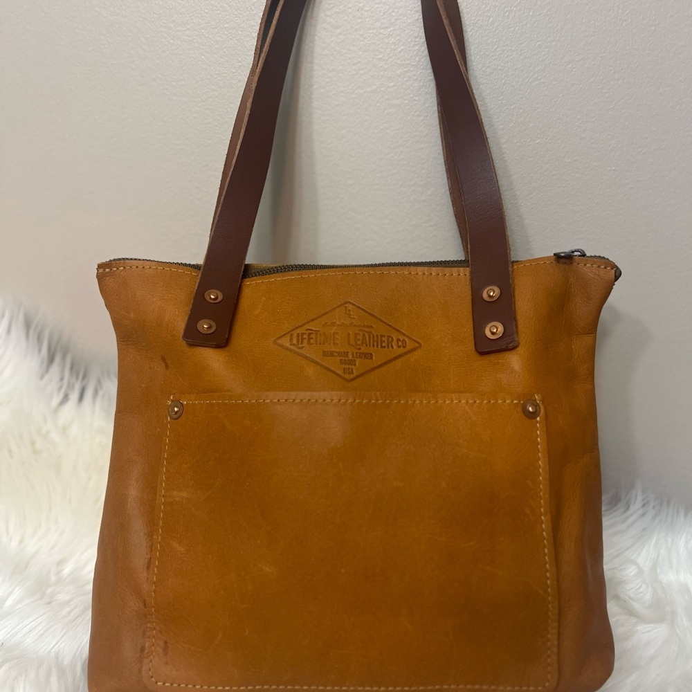 Elegant Tan Leather Tote Bag - image 11